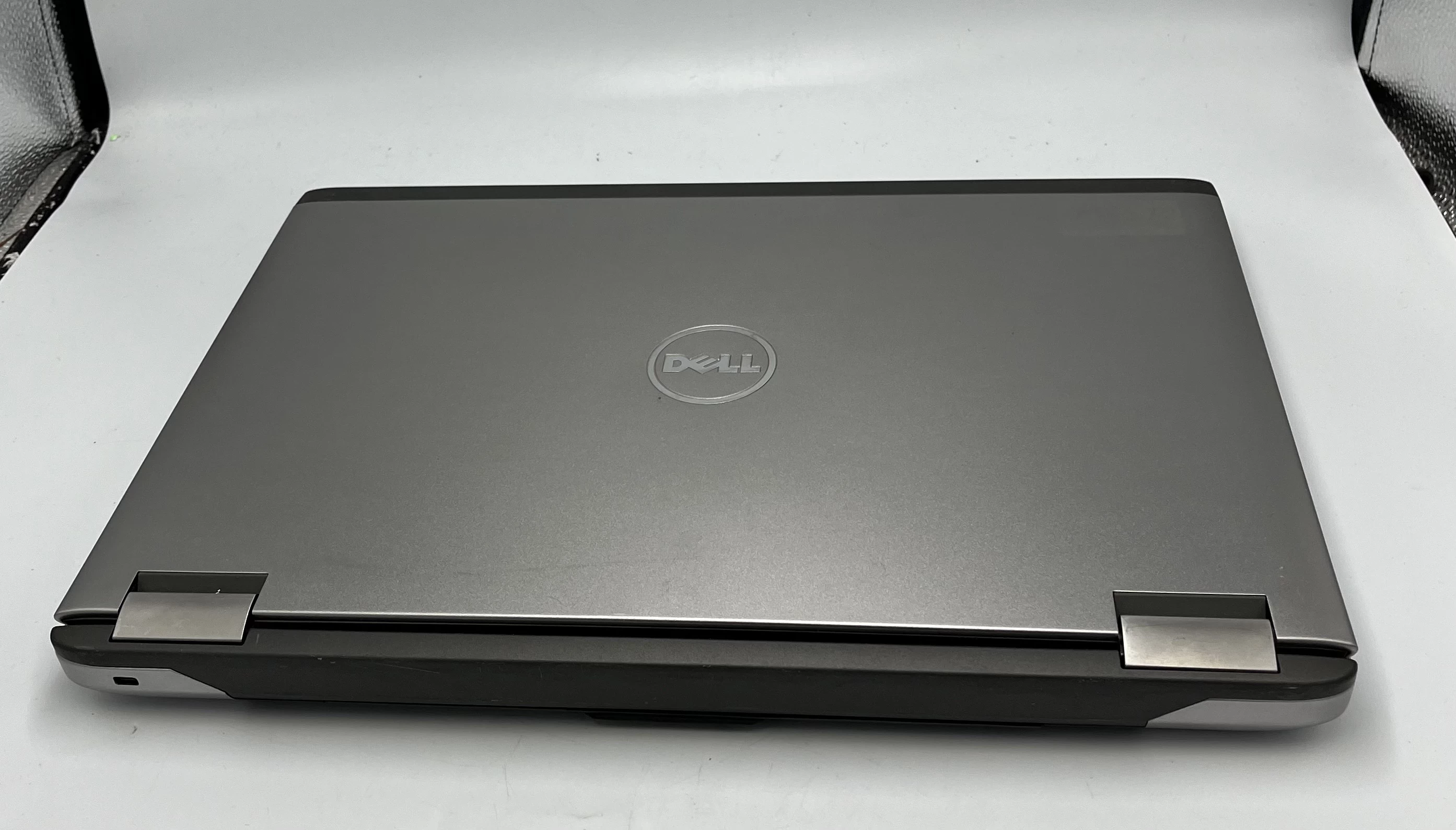 dell-vostro-3560-win-10-pro128gbamd-radeon-liczba-rdzeni-procesora-2