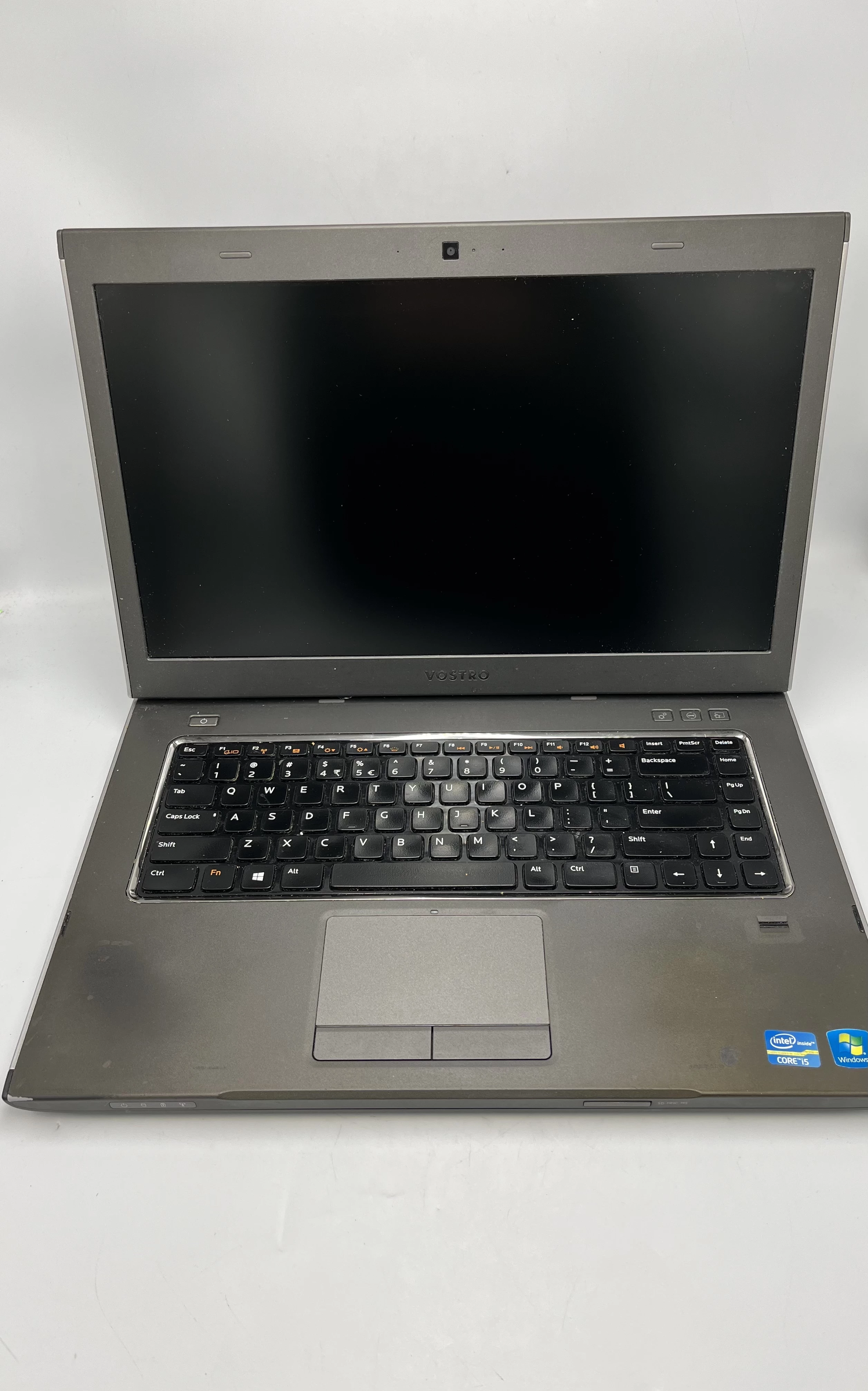 dell-vostro-3560-win-10-pro128gbamd-radeon-seria-procesora-intel-core-i5