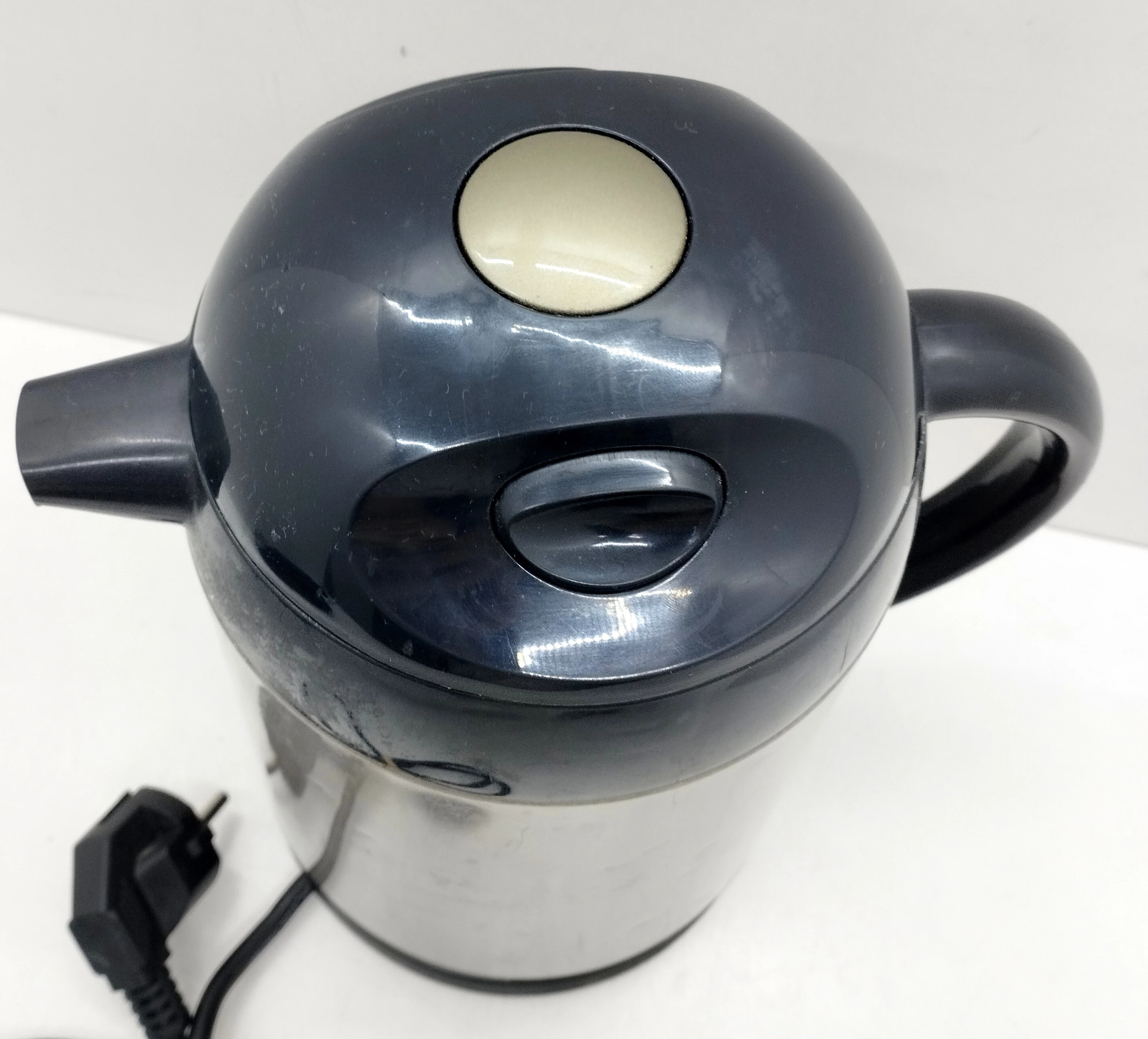 czajnik-z-termosem-stalman-sln-2744-stan-uzywany