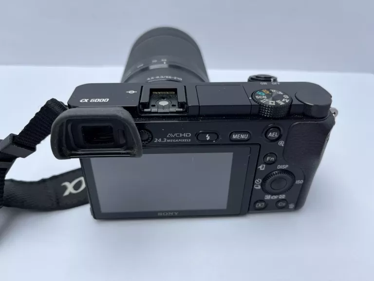 APARAT SONY ALFA 6000 + OBIEKTYW SONY SEL55210