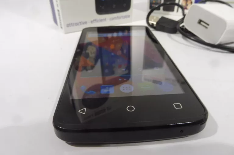 TELEFON MAXCOM MS453