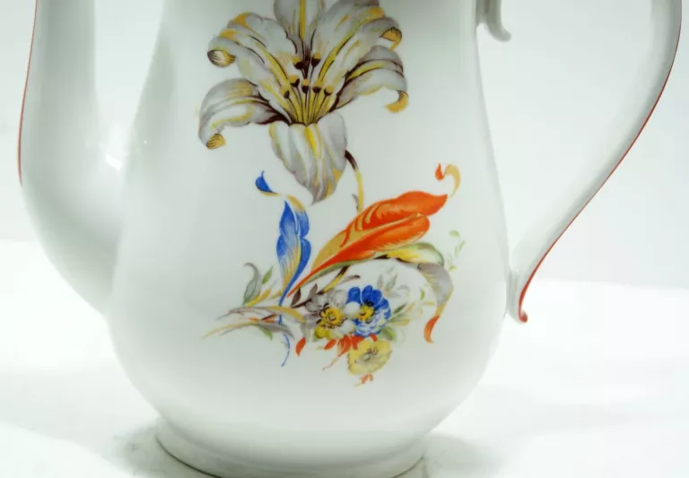 ponadczasowy-porcelanowy-dzbanek-chodziez-prl-zamkowa-4-ostrzeszow