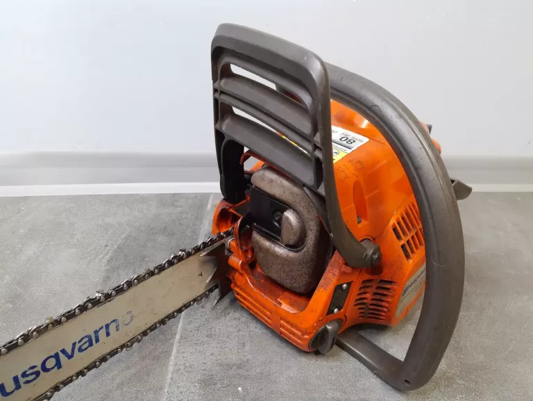 PIŁA SPALINOWA HUSQVARNA 236