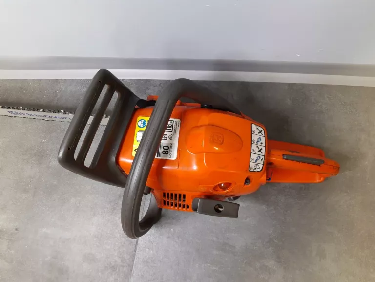 PIŁA SPALINOWA HUSQVARNA 236