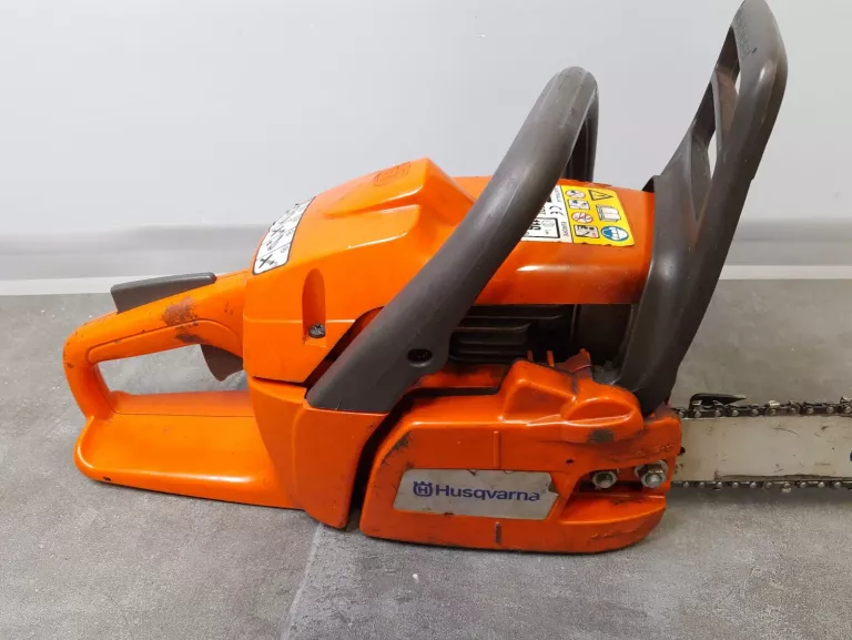 PIŁA SPALINOWA HUSQVARNA 236