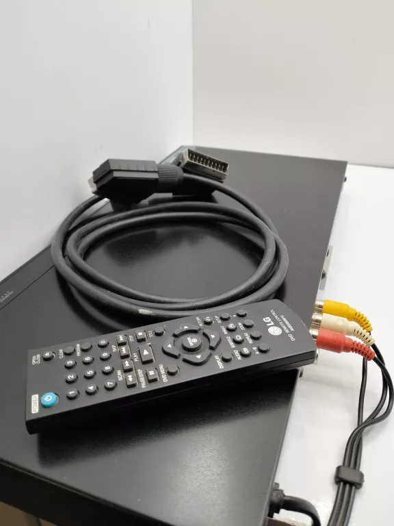 ODTWARZACZ LG DVX582 +PILOT+KABLE