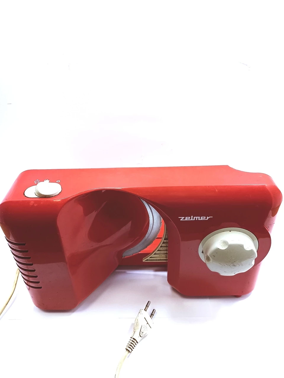 krajalnica-zelmer-typ-393-kolor-dominujacy-czerwony