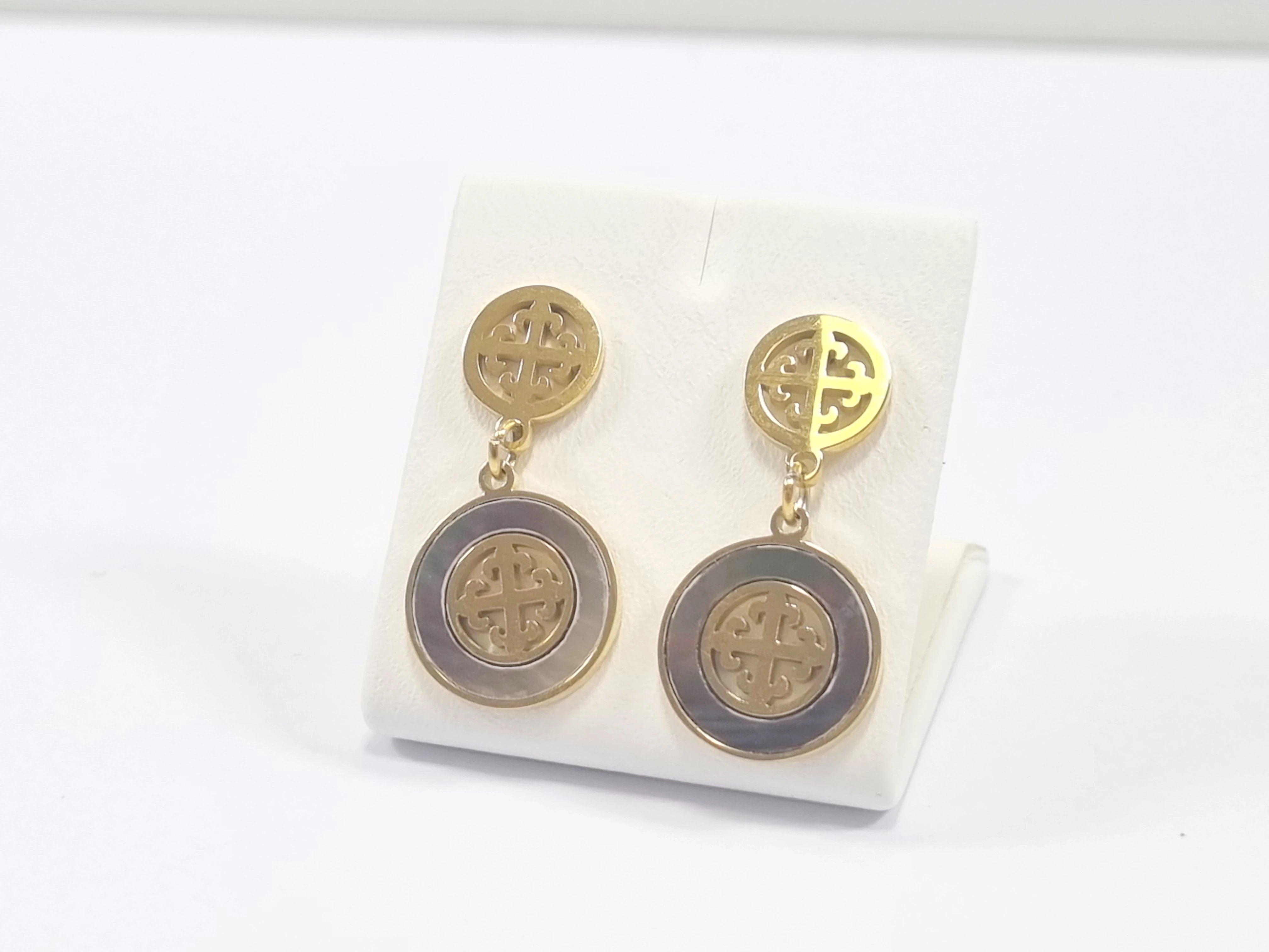 kolczyki-stal-pozlacana-sztyft-wiszace-3-maja-48-poznan-ska-x