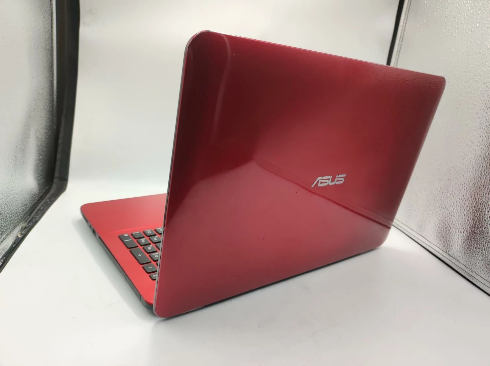 laptop-asus-f555l-41tb-win-10-opis-model-5555l