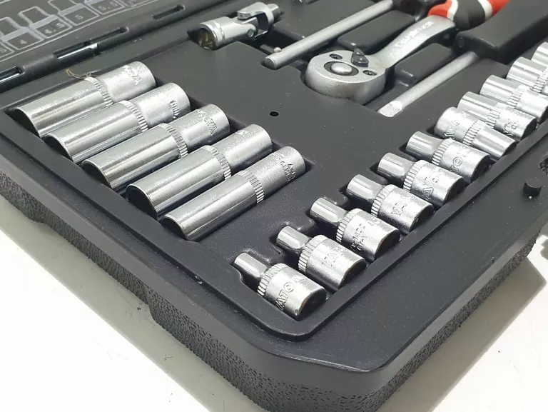 YATO ZESTAW KLUCZY NASADOWYCH 1/4'' 25SZT YT-1446