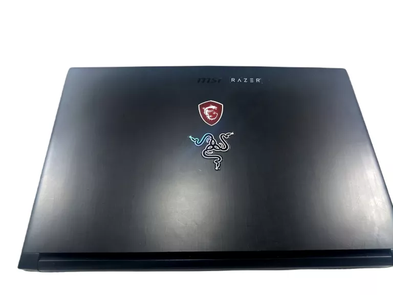 LAPTOP MSI GV72 8RD 8GB/1TB/SSD/I5/GTX1050