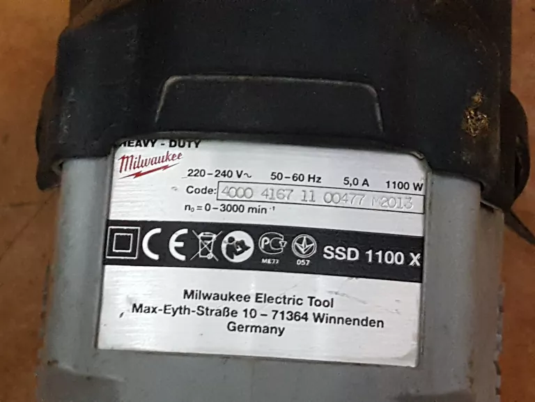 PIŁA ELEKTRYCZNA SZABLASTA MILWAUKEE SSD 1100 X