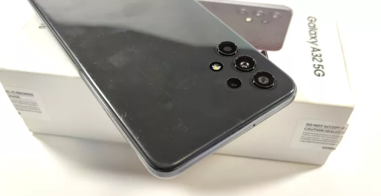 telefon-samsung-galaxy-a32-5g-kolor-czarny