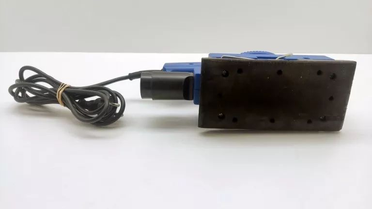 dobra-szlifierka-oscylacyjna-heston-53hg013-135w-rodzaj-zasilania-akumulatorowa