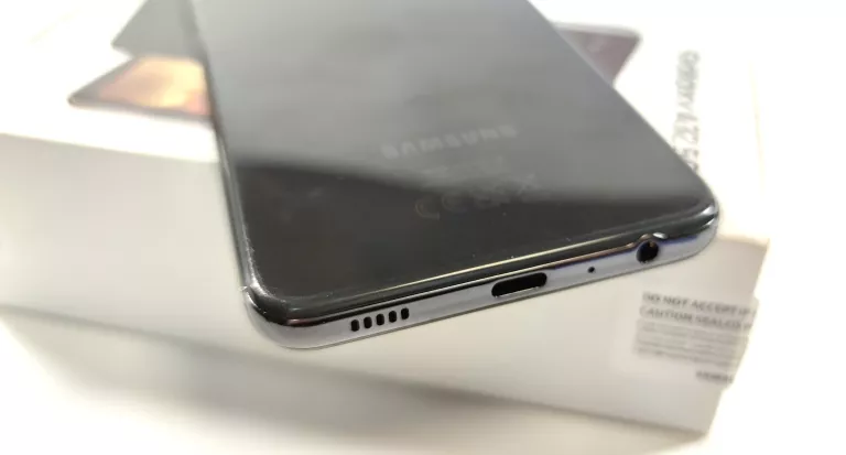 telefon-samsung-galaxy-a32-5g-typ-smartfon