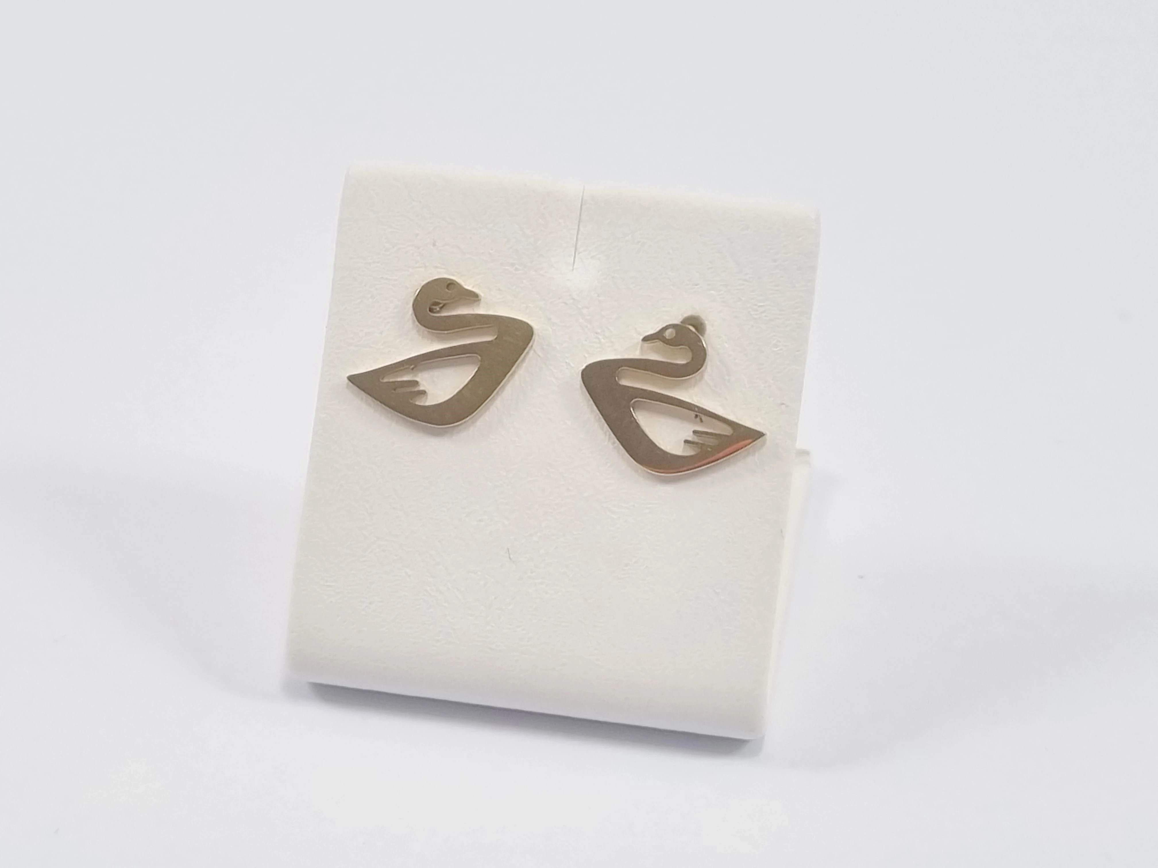 kolczyki-stal-pozlacana-sztyft-labedzie-3-maja-48-poznan-ska-x