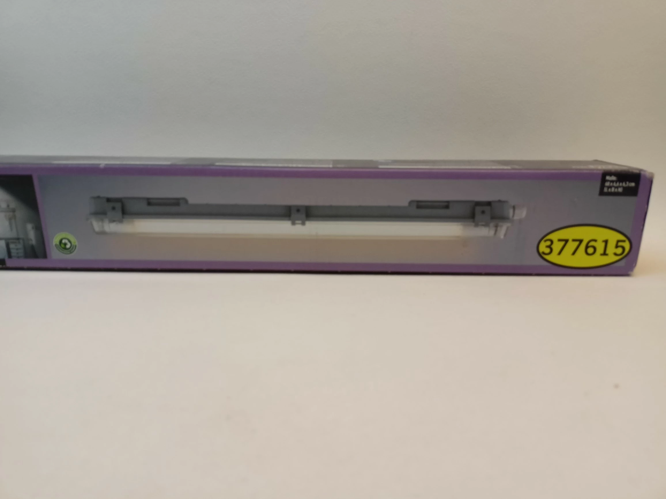 lampa-warsztatowa-livarno-w-pudelku-moc-9