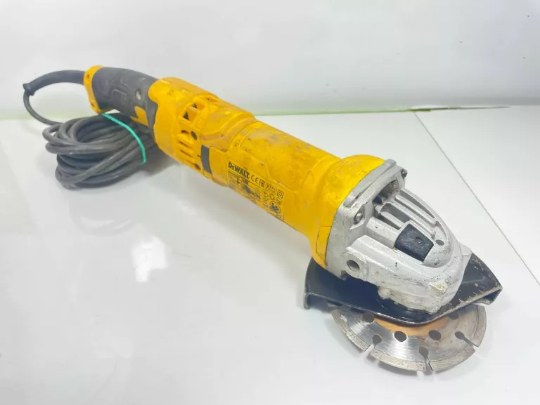 SZLIFIERKA DEWALT DWE4277 1500W