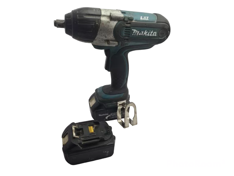 klucz-udarowy-makita-btw450-18v-440nm-m24-2x3ah-ean-gtin-088381084932