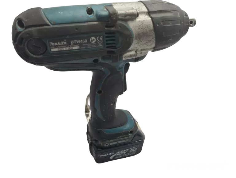 klucz-udarowy-makita-btw450-18v-440nm-m24-2x3ah-maksymalna-srednica-srub-inny-rozmiar