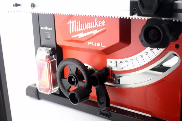 MILWAUKEE M18 FTS210 PIŁA STOŁOWA 210MM