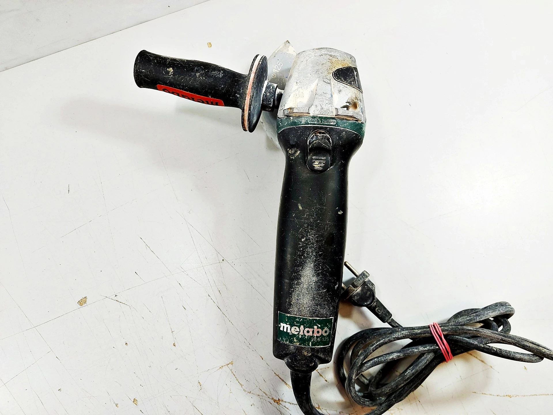 szlifierka-katowa-metabo-w-8-125-850w-w8-125-marka-metabo