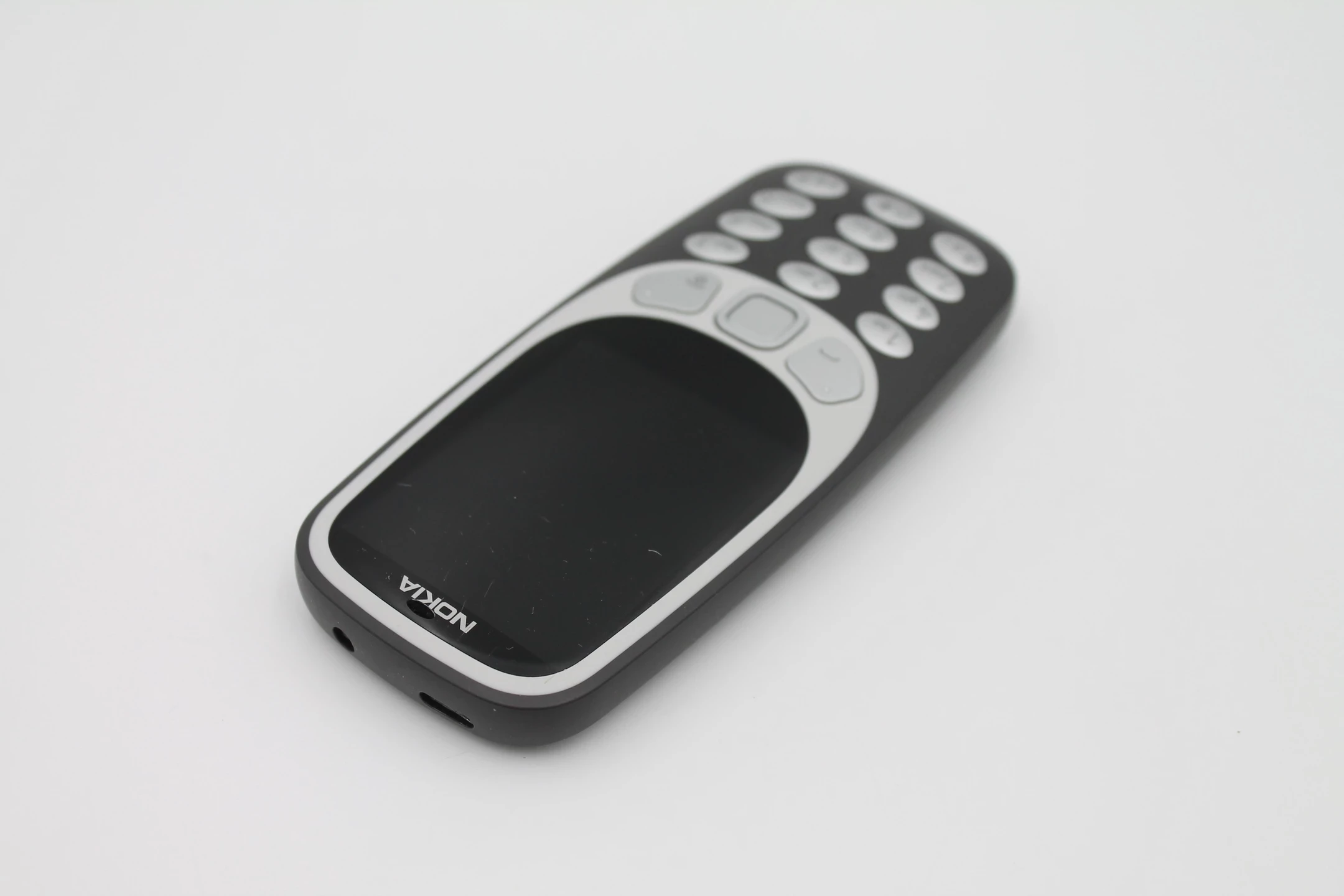 klasyczna-nokia-3310-3g-dual-sim-kolor-niebieski