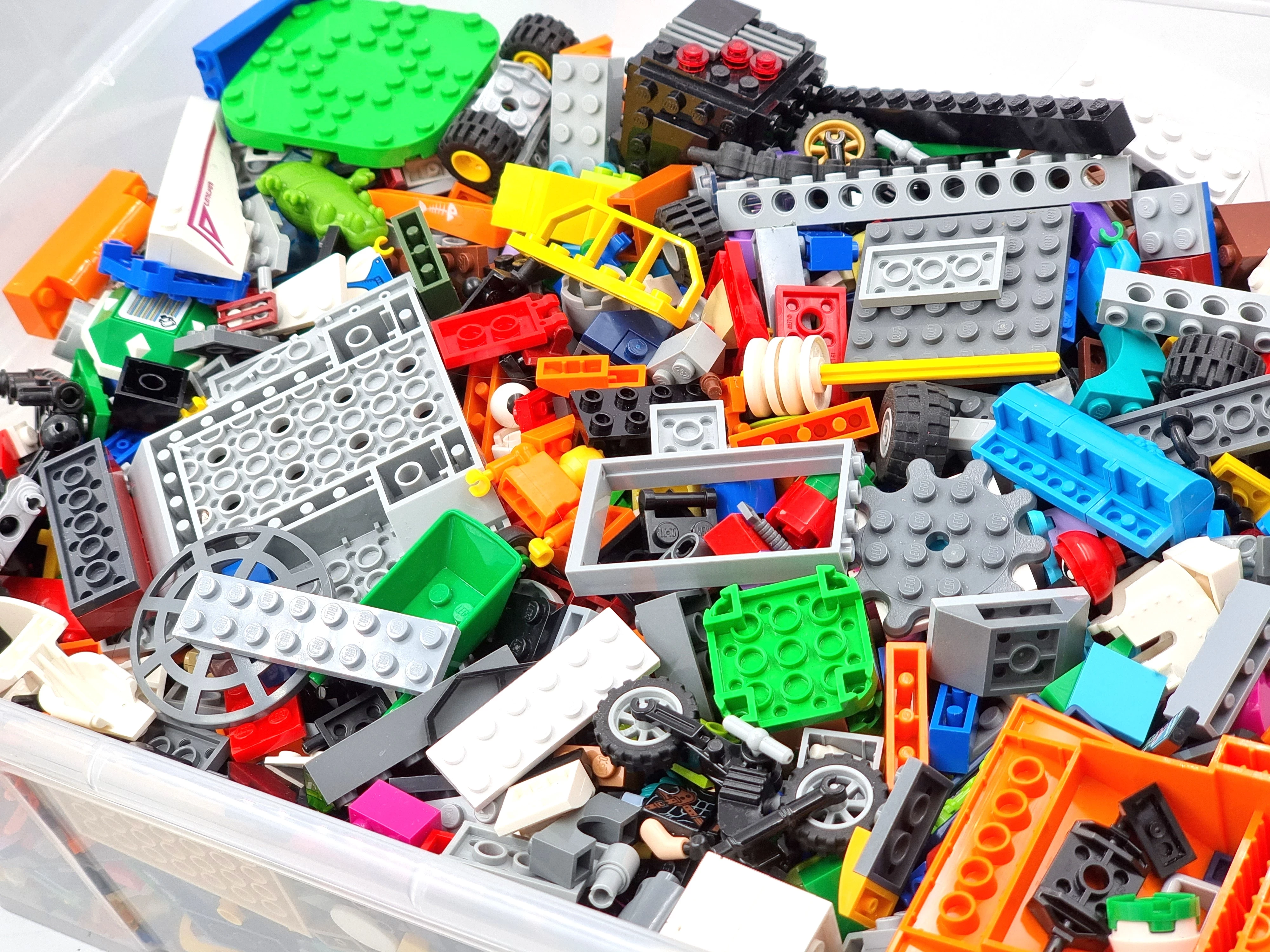 klocki-lego-okolo-4-kg-mix-w-pudelku-ean-gtin-5702016111903