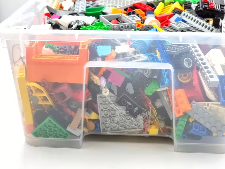 klocki-lego-okolo-4-kg-mix-w-pudelku-stan-uzywany