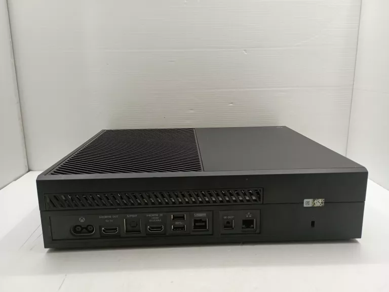 KONSOLA XBOX ONE  FAT  1 TB + PAD