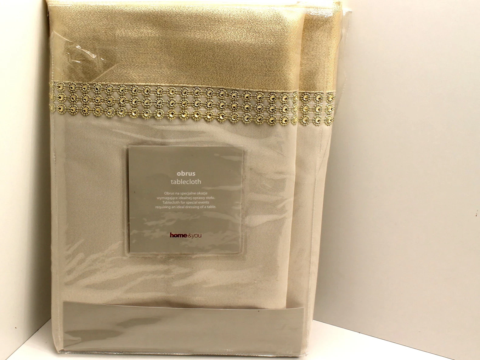 nowoczesne-obrusy-homeyou-traugutta-85-wroclaw