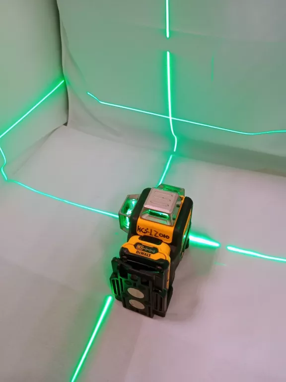 LASER DEWALT DCE089G TYPE 1+ AKU 12V