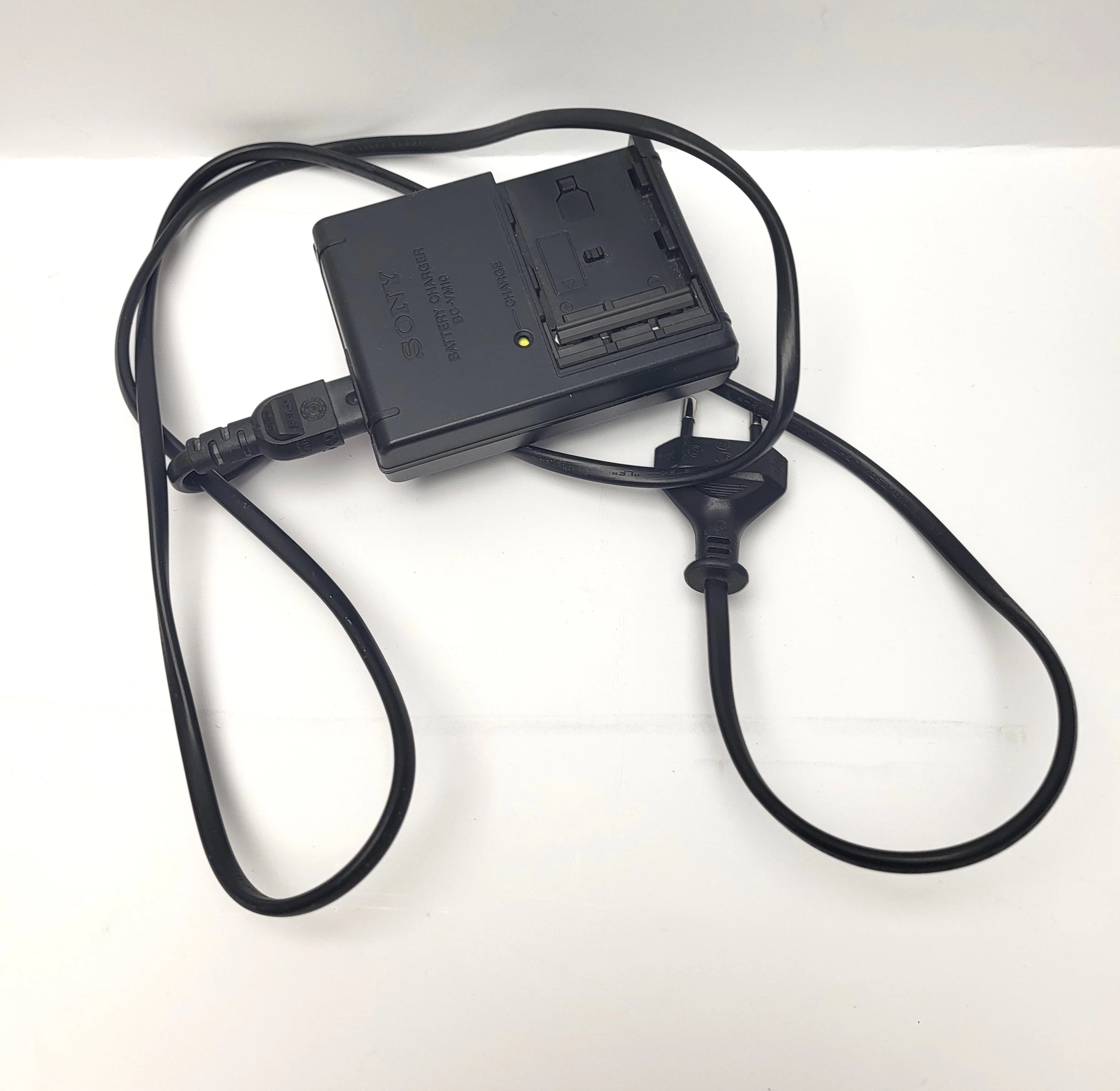 aparat-sony-alpha-dslr-a450-obiektyw-sony-stan-uzywany