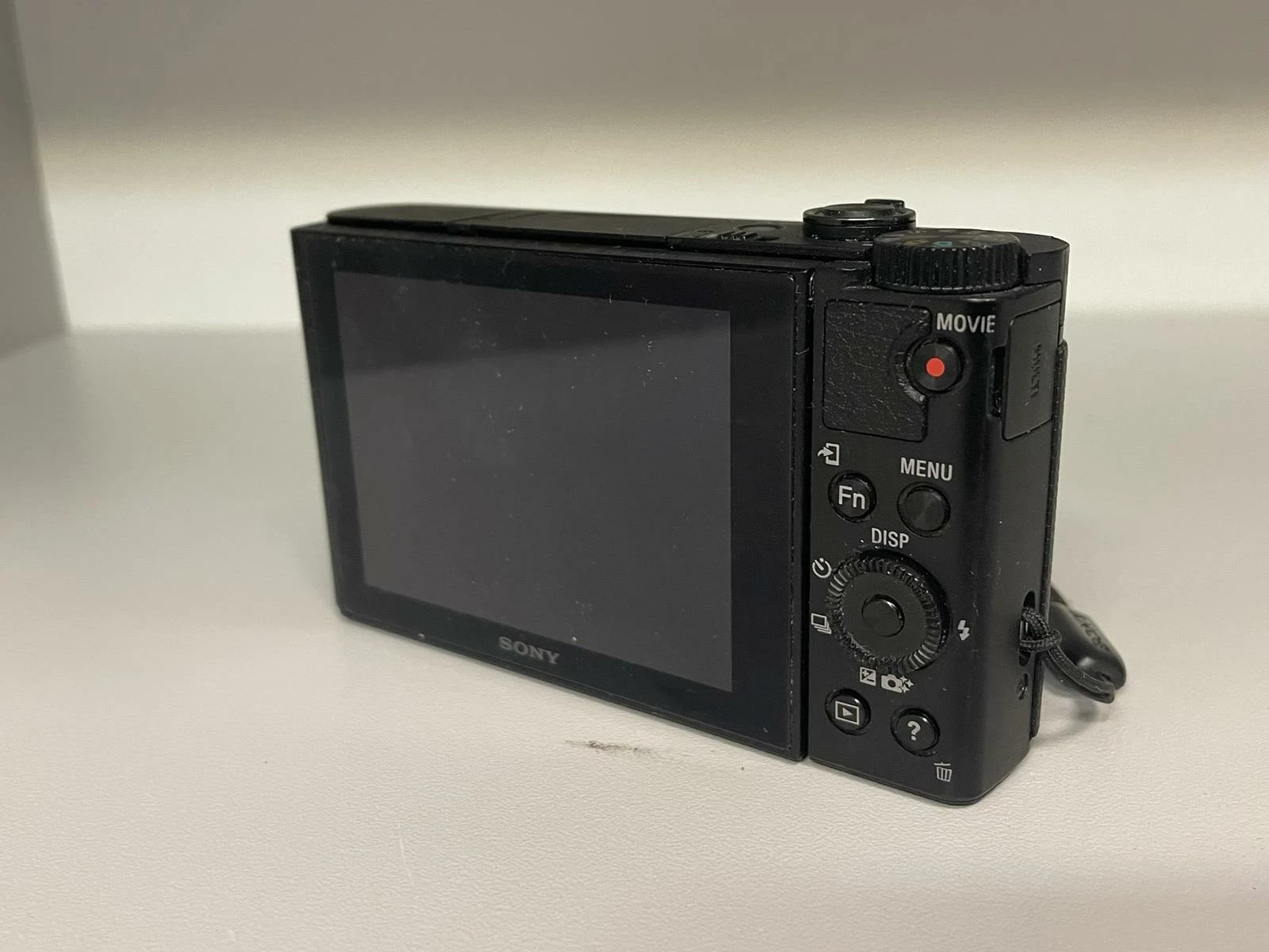 aparat-cyfrowy-sony-dsc-hx90-rozdzielczosc-1