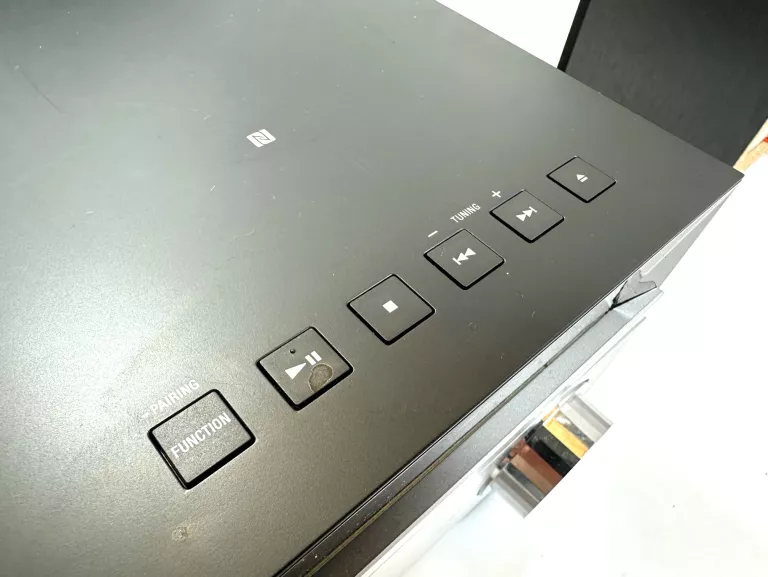 WIEŻA STEREO SONY CMT-SBT20 BEZ PILOTA + 1 PŁYTA