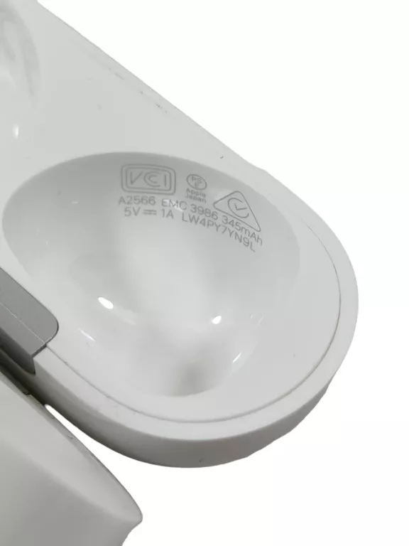 sluchawki-douszne-apple-airpods-3-gen-a2566-opis-transmisja-sygnalu-bluetooth