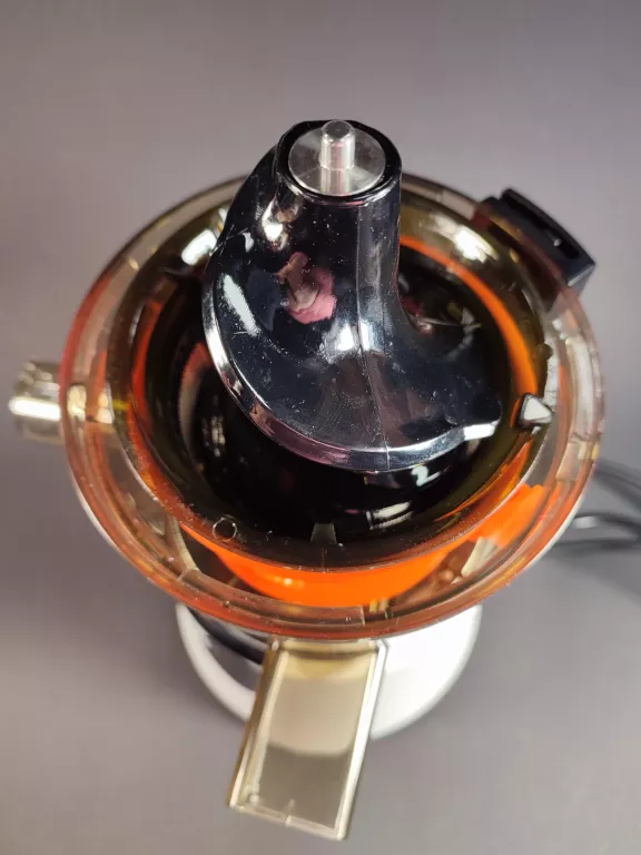 wyciskarka-wolnoobrotowa-caselli-ca-2101-moc-200