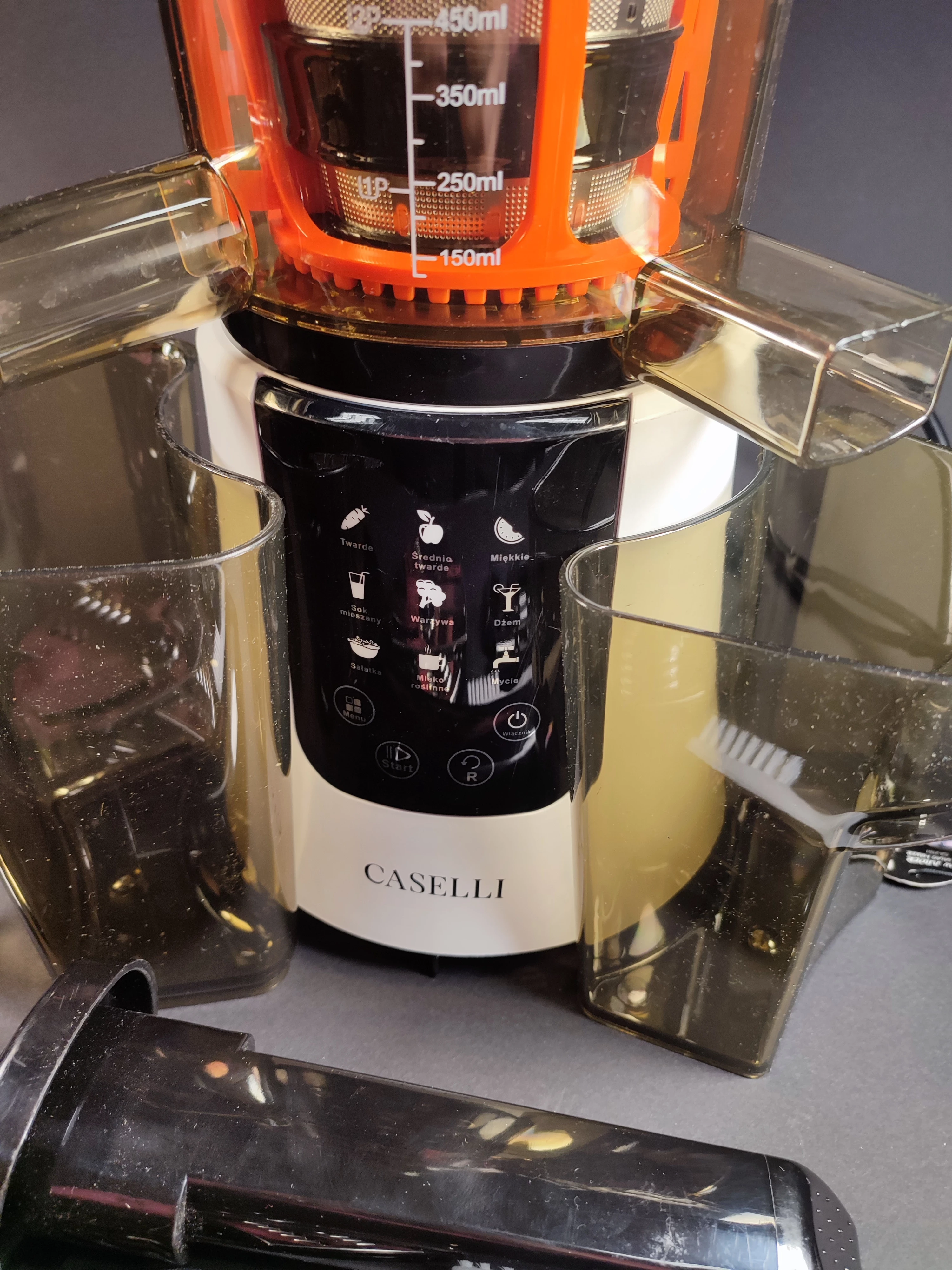 wyciskarka-wolnoobrotowa-caselli-ca-2101-model-ca-2101