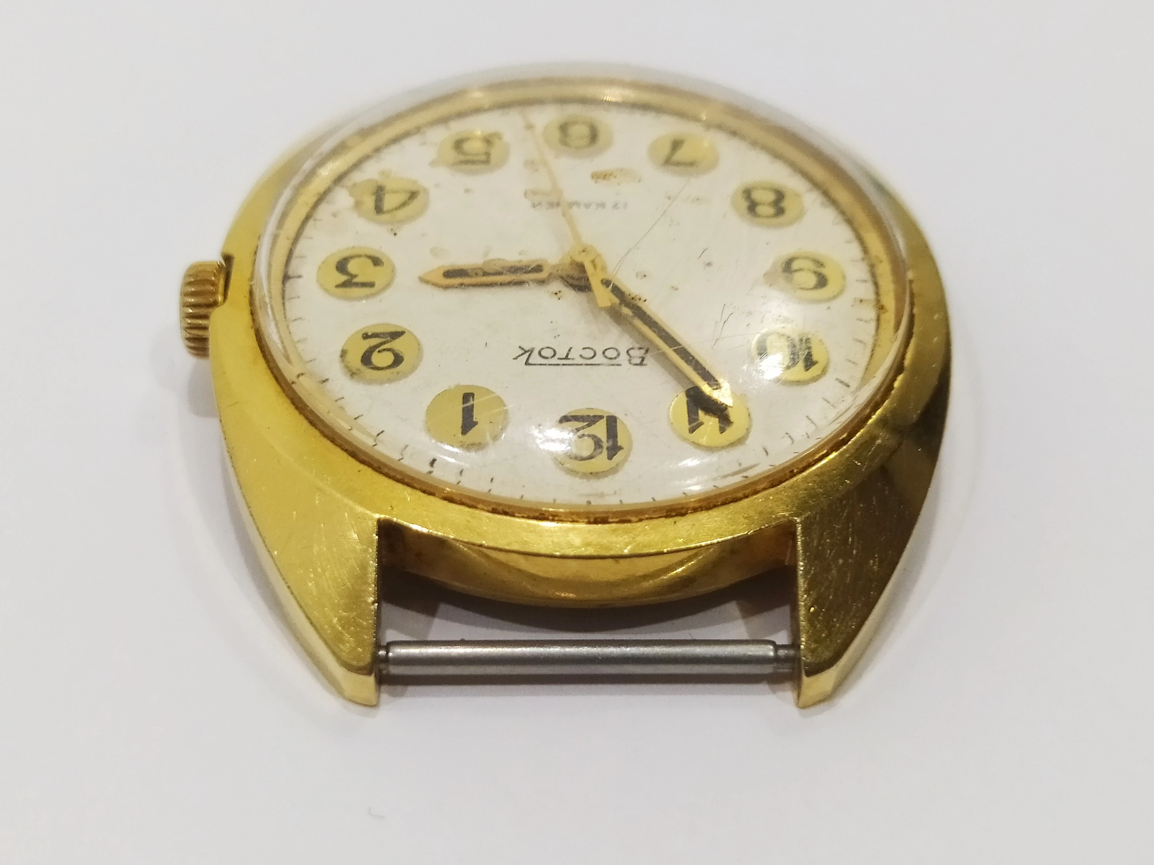 zegarek-wostok-17-kamieni-rodzaj-analogowe