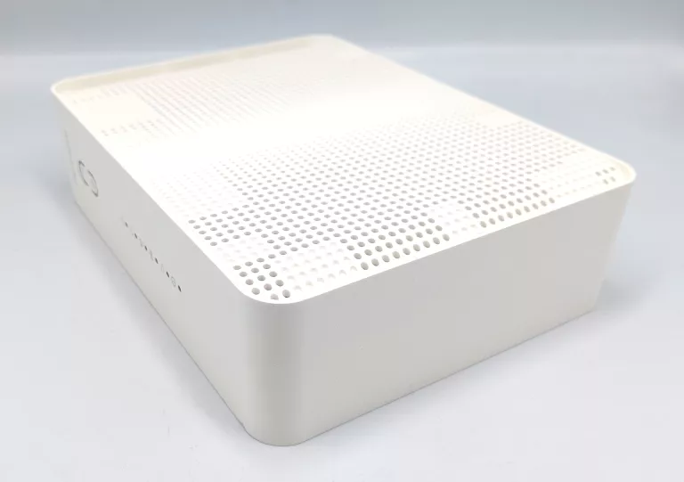 ROUTER TECHNICOLOR CGA2121