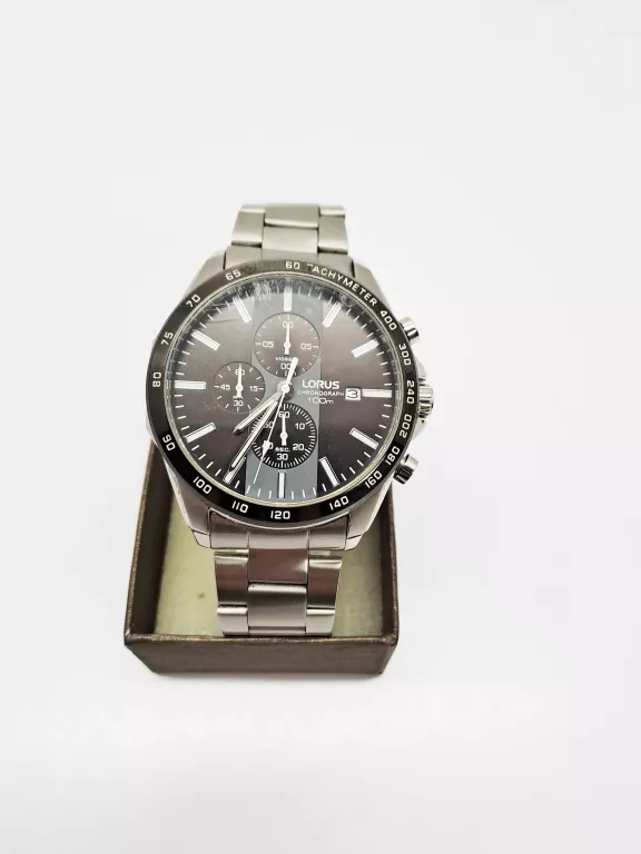 zegarek-lorus-vd57-x131-stan-uzywany