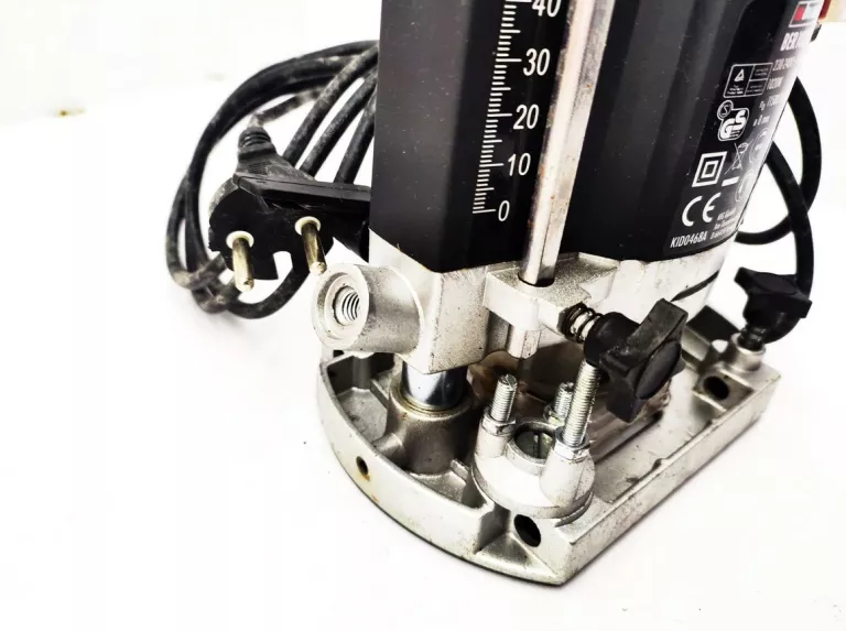 frezarka-gornowrzecionowa-budget-ber10205-marka-budget