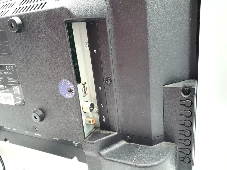 telewizor-manta-led-19lhn58c-bez-dekodera-dvbt-2-kod-producenta-19lhn58c