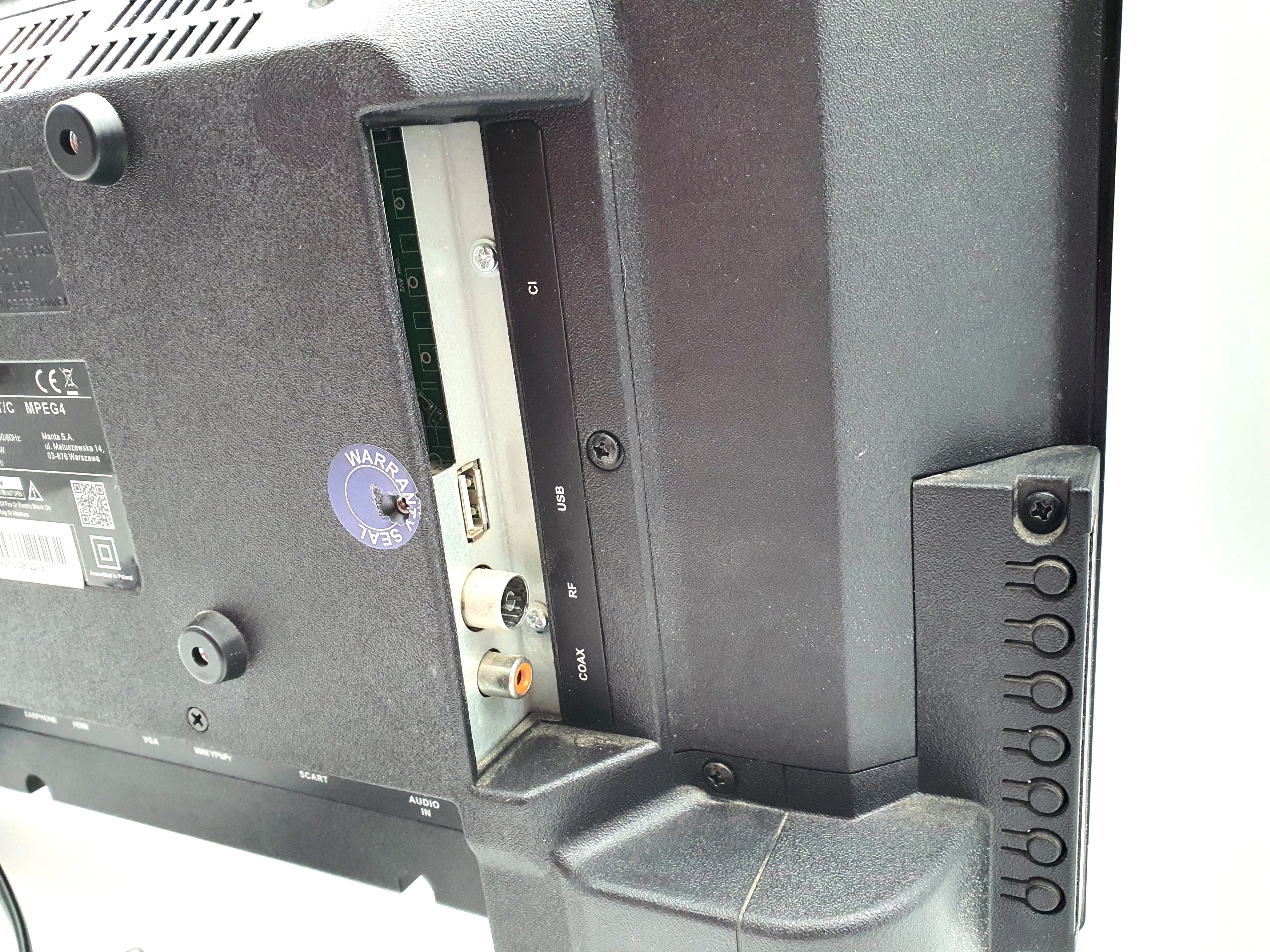 telewizor-manta-led-19lhn58c-bez-dekodera-dvbt-2-kod-producenta-19lhn58c