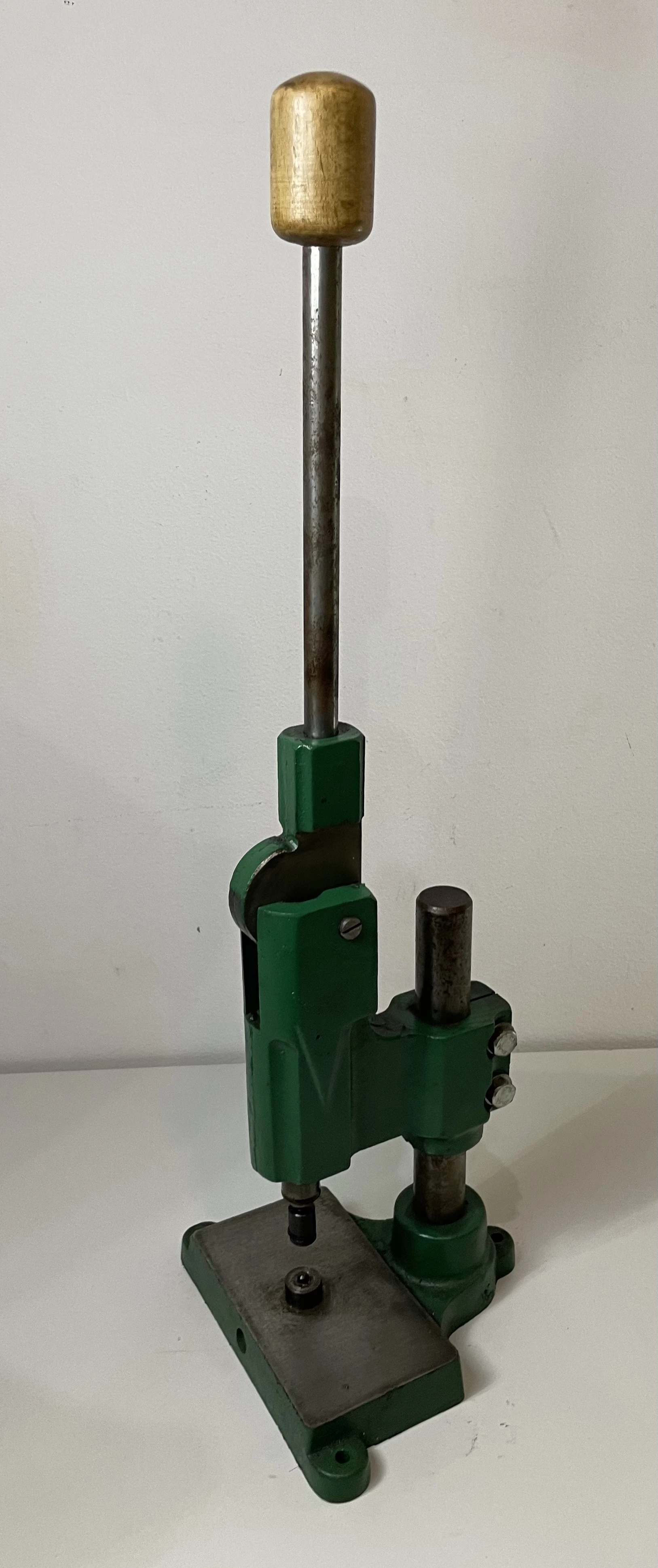 praska-kaletnicza-napownica-nitownica-oczkarka-marka-inna