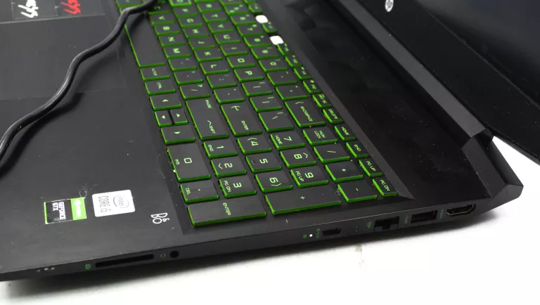 laptop-hp-pavilon-gaming-16-i5-10300h-16-a0029nw-wielkosc-pamieci-ram-16-gb