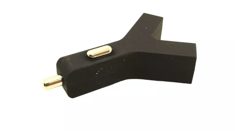 ladowarka-samochodowa-forever-y-not-dual-usb-zlacza-207842-4