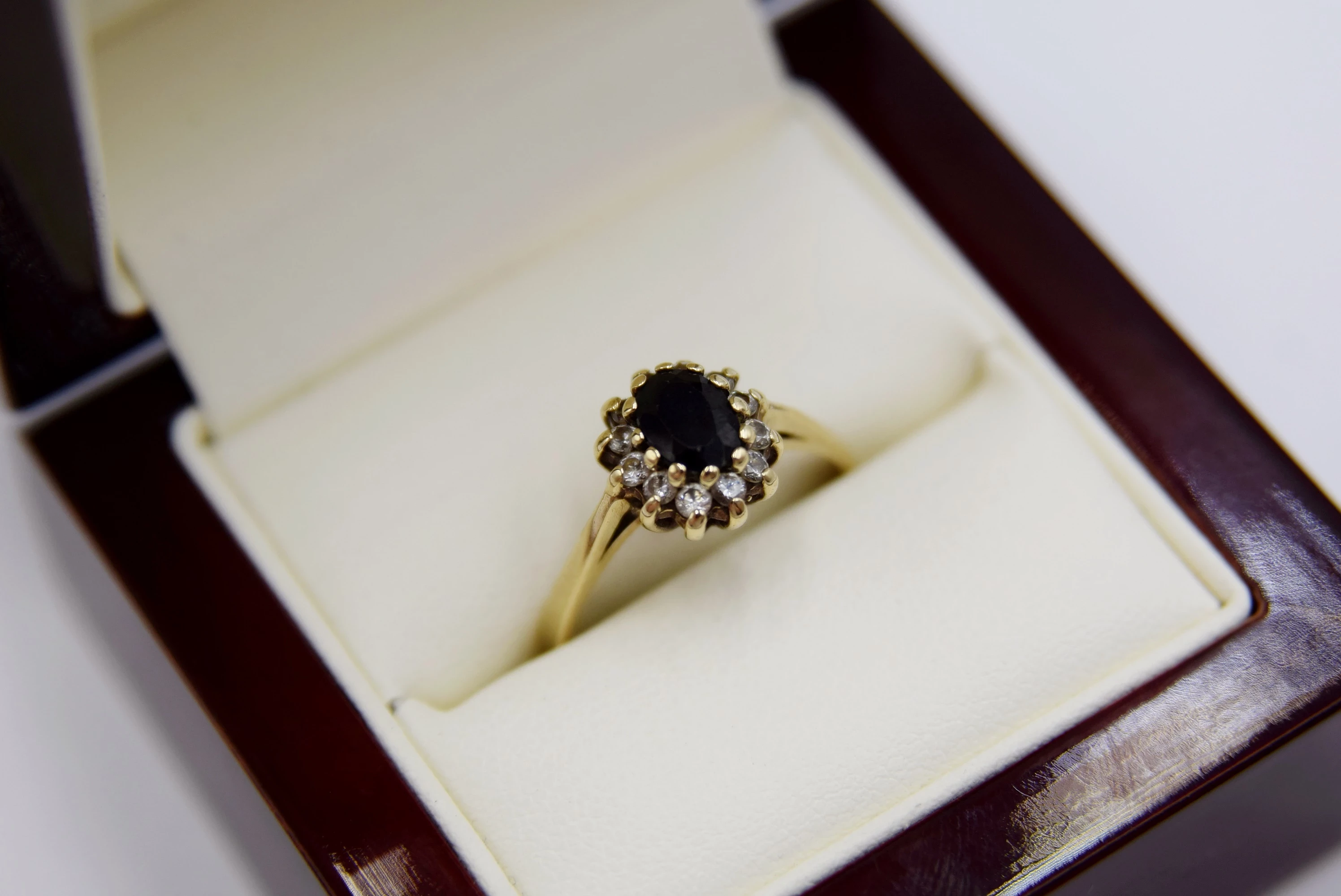 zloty-pierscionek-z-onyksem-333286gr20-marka-inna-marka