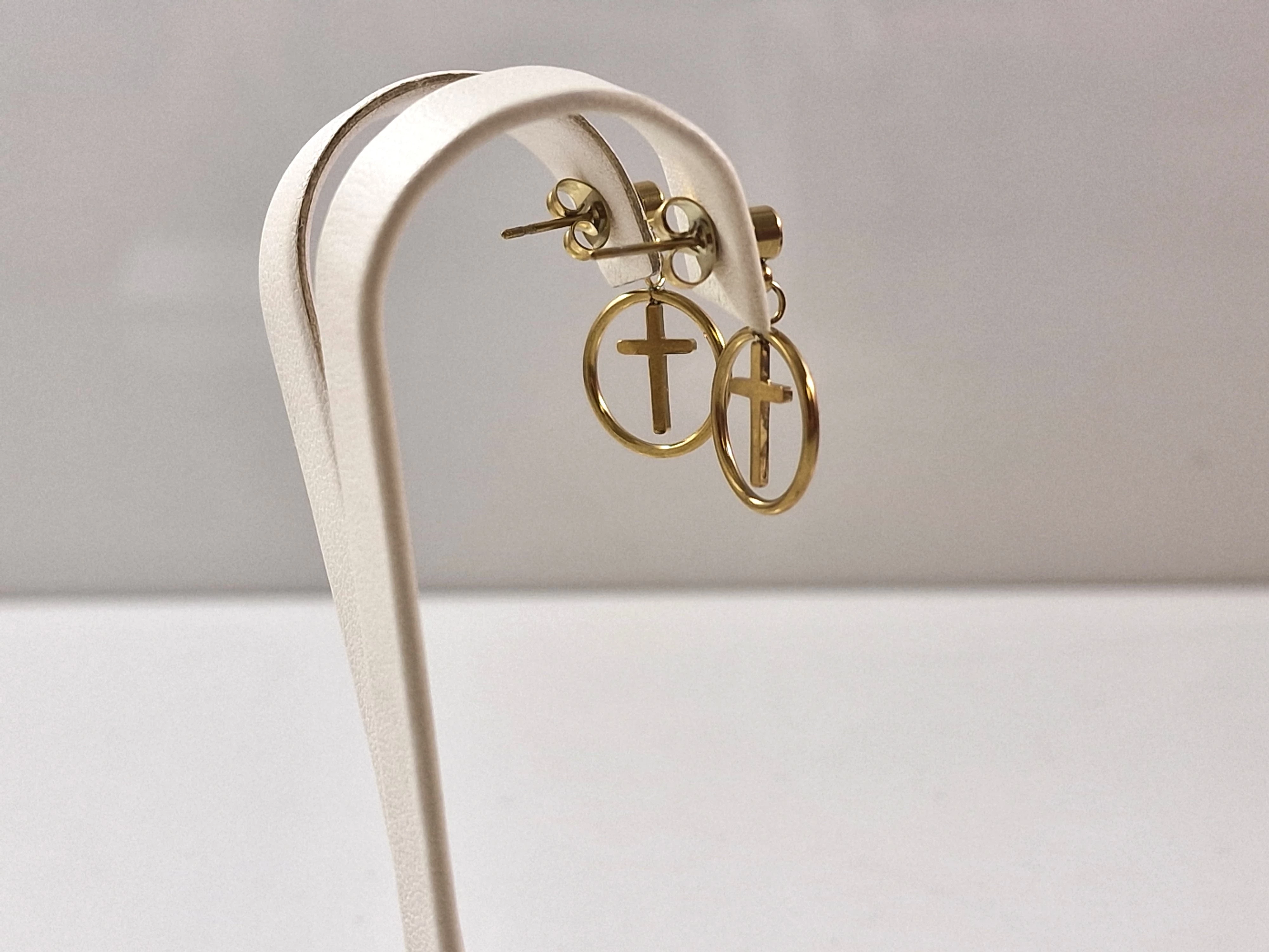 kolczyki-stal-pozlacana-krzyz-cyrkonia-okrag-rodzaj-2205-2