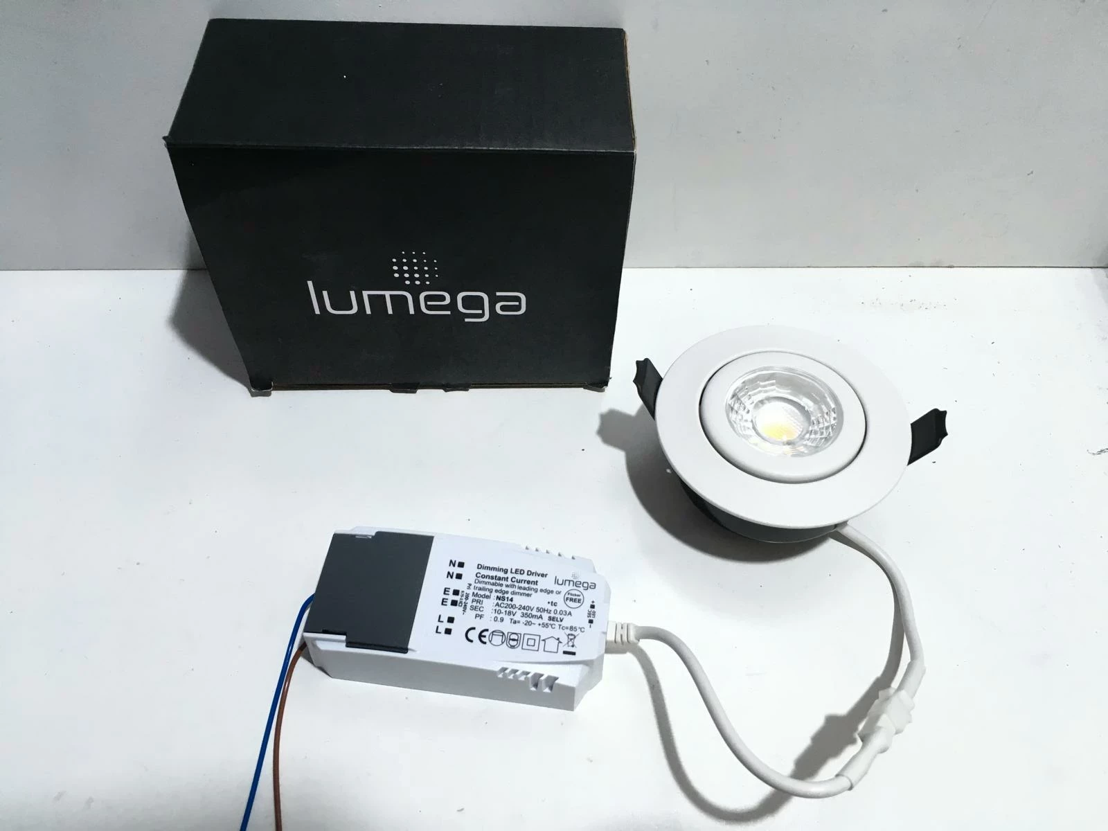 oprawa-led-lumega-ns14-7w630-lm-o-865-mm-stan-powystawowy